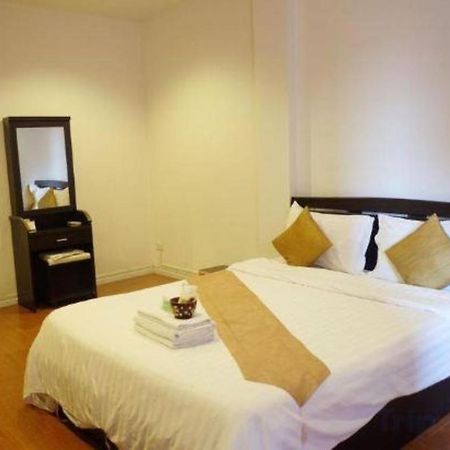 Oyo 1089 Baan Boran Hotel Bangkok Eksteriør billede
